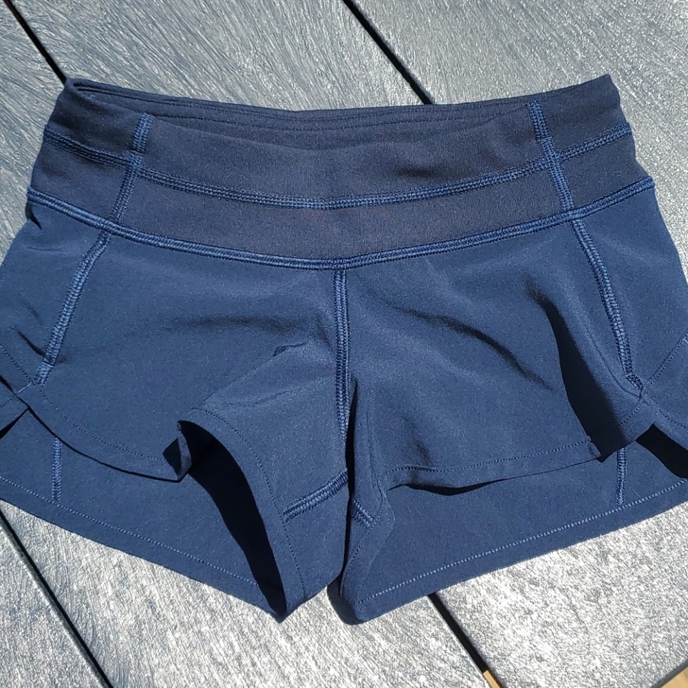 Ivivv Size 6 shorts